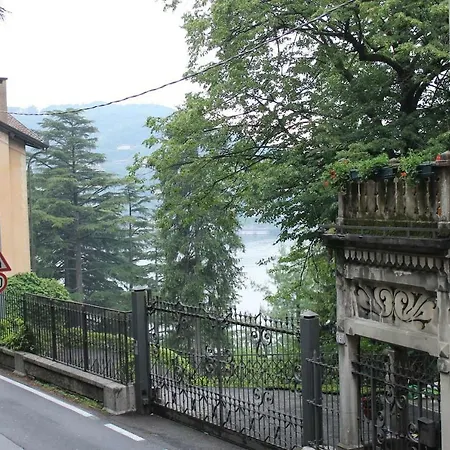 Large Holiday In Como